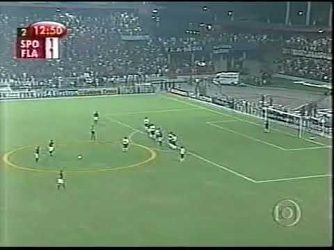 GOLAÇO DE PETKOVIC NA FINAL DA COPA DOS CAMPEÕES, EM 2001