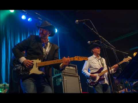 Highway 40 Country Music Band / Keep it country