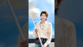 ​【TFBOYS 王源】王源“TikTok·抖音”Update「你骄傲的飞远 提问：拿着大风车能飞多远」-Roy Wang