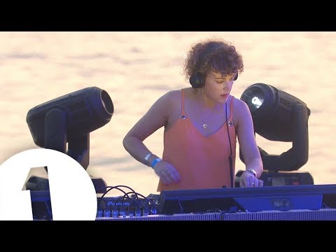 Annie Mac - Radio 1 in Ibiza 2018 - Café Mambo | FLASHING IMAGES
