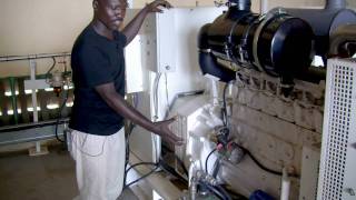 preview picture of video 'Mali video 04 (FR) - Jatropha Electricité'