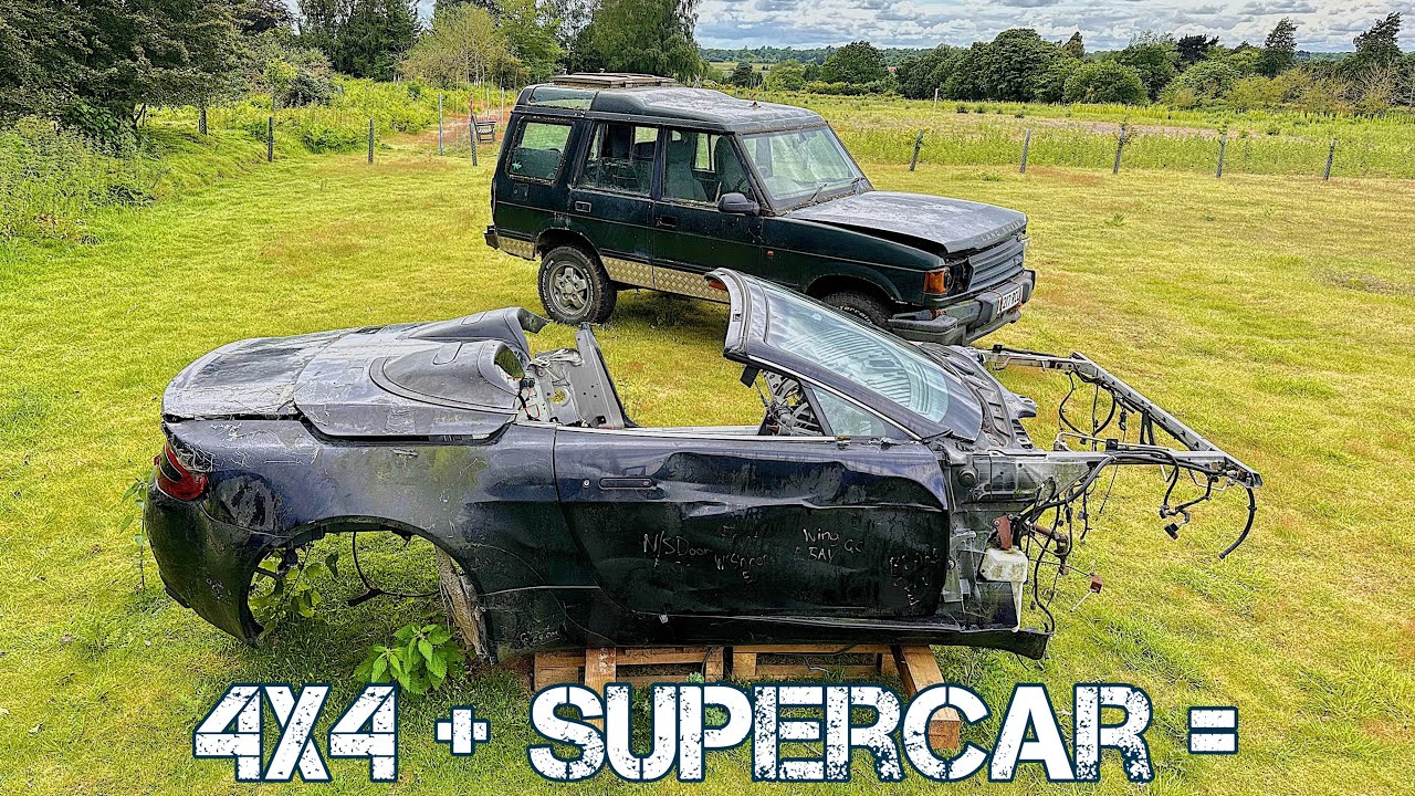 Man Drives SUV With No Roof, Pillars, and Doors, but There Is a Good ...