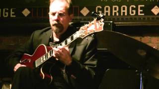'Dolphin Dance' - Rick Stone Trio at 'the Garage' NYC Nov 19, 2015