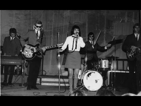 Kasia Sobczyk, Toni Keczer i Czerwono-Czarni - Pójdę sobie swoją drogą  /1966/