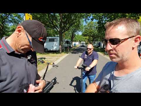 Ein bisschen Spaß muss sein! | Das Rollerrennen! | Caravan Salon 2021 | #caravansalon