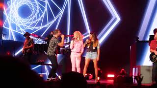 Little Big Town sings &quot;Stay All Night&quot; LIVE at Darien Lakes Amphitheater  8/16/18