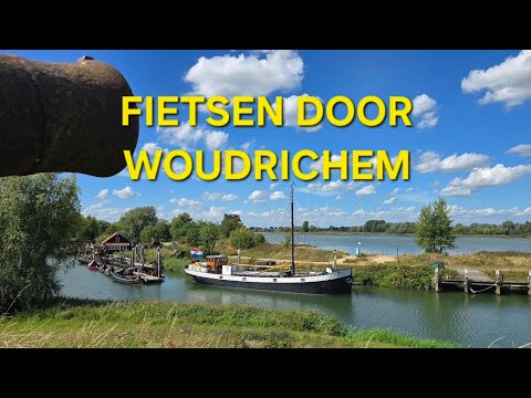 Op de fiets door Woudrichem een oude vestingstad 4K