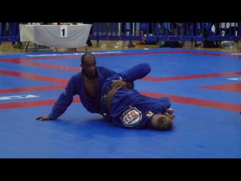Carlos Santos vs Sam Crook - London Warriors Cup 2016 - Brown Adult - Open