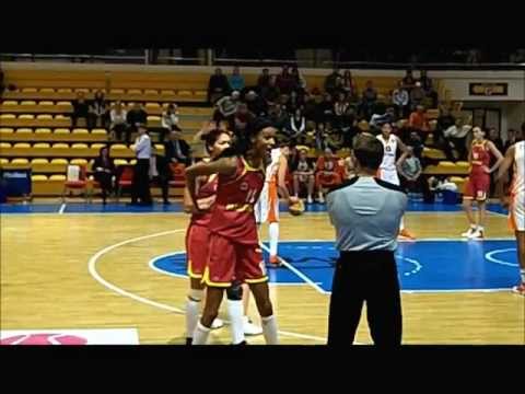 Боннер и судья