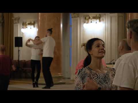 Zapleši si plesni vikend