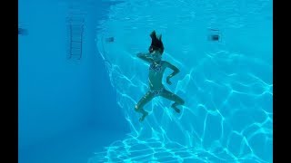 Carla Underwater - Swimming underwater in a 15 feet deep pool