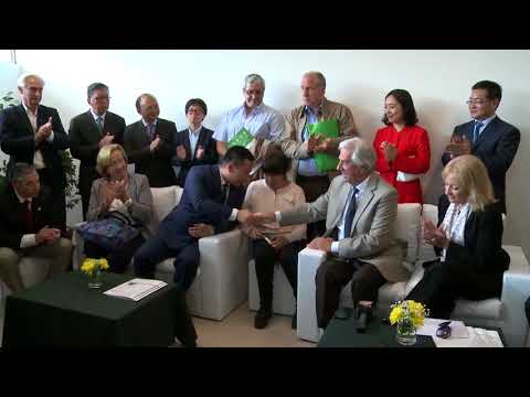 El Presidente Tabaré Vázquez participó en la reapertura del Frigorífico Florida