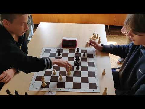 QUEEN vs two ROOKS endgame against Arsens Batashevs (2163)