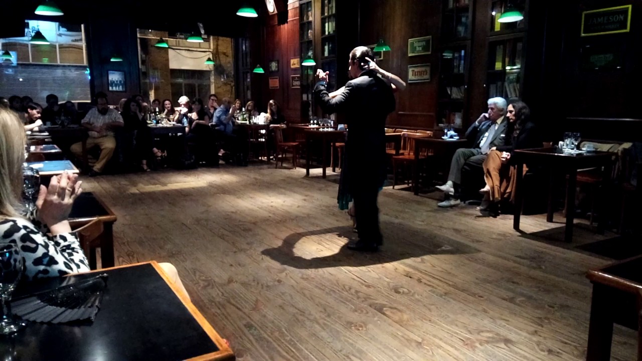 Víctor Barrios y Cristina Benavidez