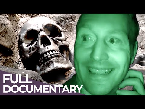 Historic Hauntings of Whittington Castle - Part 1 | GD Flying Solo| S02 E03 | Free Documentary
