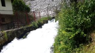 preview picture of video 'Travnik - Plava voda, izvorište  نبعة الماء الازرق'