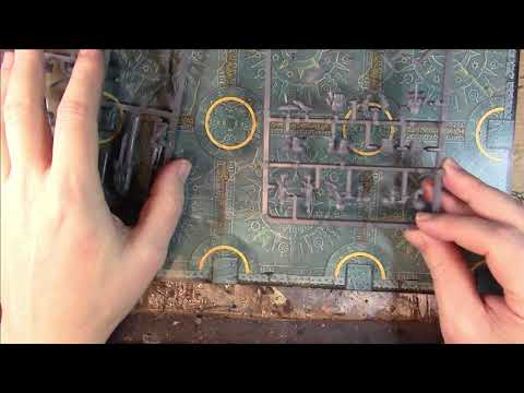 Warhammer 40000. Unboxing the Cadian Heavy Weapons Squad