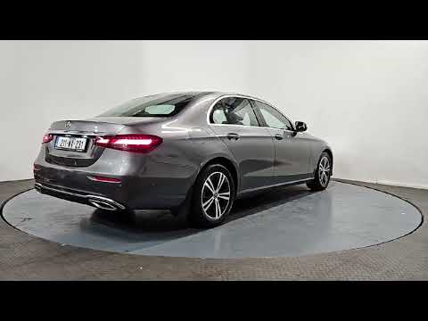 Mercedes-Benz E-Class E220D Avantgarde - Image 2