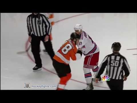 Mike Richards vs Brandon Dubinsky Mar 6, 2011