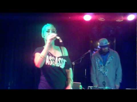 YOUNG DE AKA DEMRICK FT BREVI "MONEY AND WEED" AT THE VIPER ROOM 2/21/12