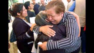 In Brokeness You Shine ( Lyrics)