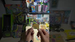 Day:095 #rippingpacks #pokemoncards #tcgpokemon #pokemonmaster #collector