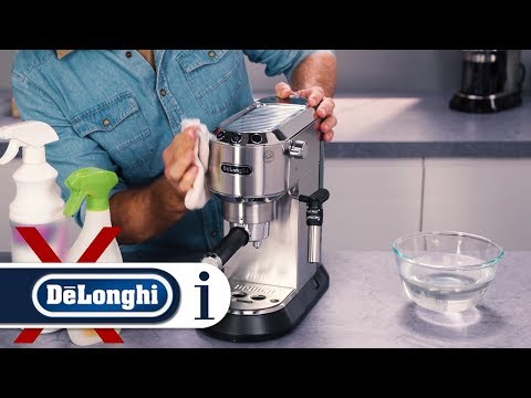 Kavos aparatas  DeLonghi EC685.W Dedica Style video