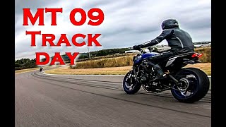 MT 09 on track: Le circuit de Vaison