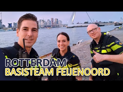 Politie Rotterdam | Wijkagent Maurice | Auto op de kop | Fietsen door de wijk | Team Feijenoord  |