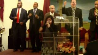 Coros pentecostales en NY 2011 con pastor Manuel Ruiz