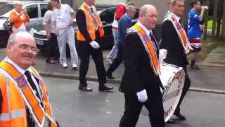 preview picture of video 'Netherton Road FB & Newmains Loyalists FB @ Ayrshire Walk, Kilwinning 2012'