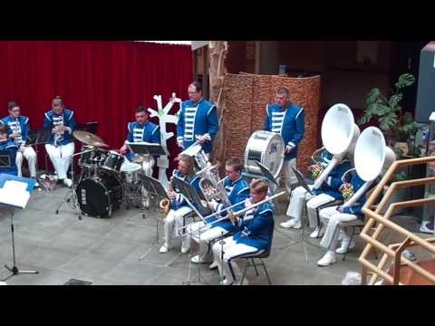 Showkorps Jonge Kracht "Royal salut trio"
