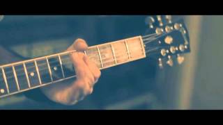 I negramaro raccontano &quot;TUTTO QUI ACCADE&quot; da &quot;La rivoluzione sta arrivando&quot;