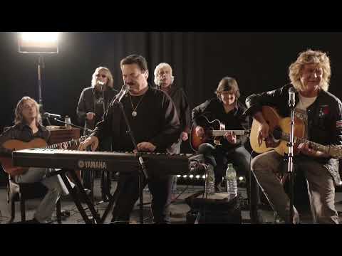 Bobby Kimball (Toto) - Hold The Line