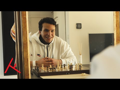 SOUFIANE EDDYANI - C'EST MA VIE (PROD. VALENTINO)