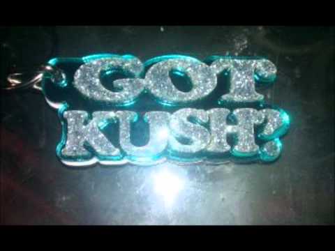 KUSH DOLLAZ - I KEEP IT PUMPIN'