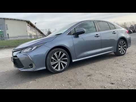 Toyota Corolla Hybrid Luna Sport 4DR - SAT NAV / - Image 2