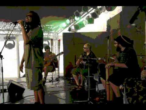 Echo ranks-Sends another Moses