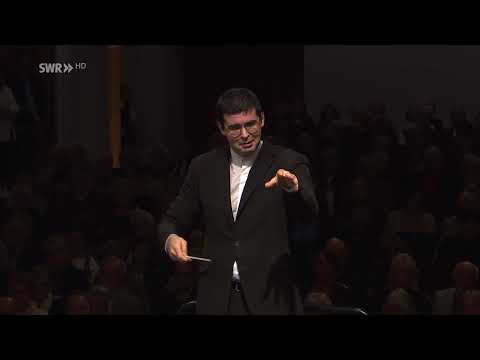 Verdi Nabucco overture. Valentin Uryupin, Deutsche Radio Philharmonie