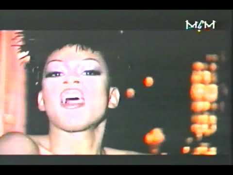 Justine Earp - O O O La La La (Video Rec @ MCM 1996)