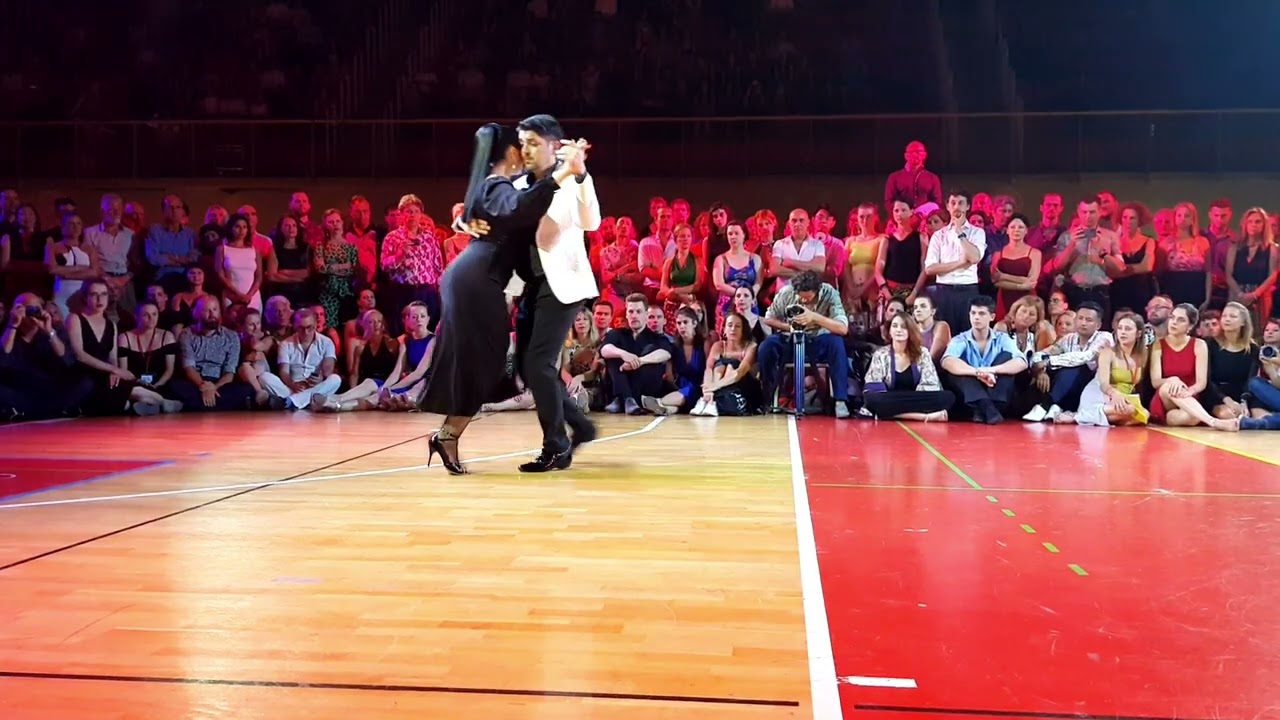 FERNANDO SANCHEZ y ARIADNA NAVEIRA (Argentina) 1