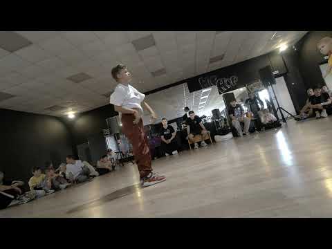 Брейкданс батл ↔ Дети до 9 лет ↔ Meg vs Petelka ↔ WHO IS WIN #whoiswin #bmvideo