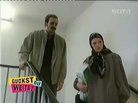 Was guckst du - Im Treppenhaus.flv