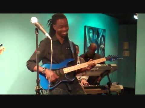 Mark strowbridge Live