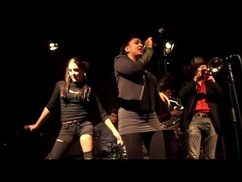 La Nefera & Kaotik Trio - Me Lo Buco Yo