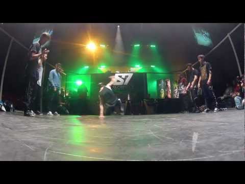 AZS vs Essentiel Style - Battle The Ring aka the Cage 2012
