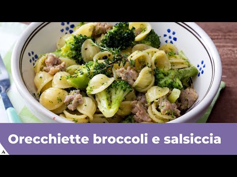 Orecchiette with broccoli and sausage: a super-quick recipe!
