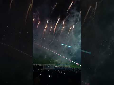 "" Barra: La Pandilla de Liniers &bull; Club: Vélez Sarsfield