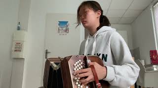 Download lagu Un fueye en paris(Leopoldo Federico) - solo bandoneon mp3