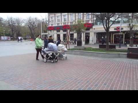 Happy bar &grill guerilla marketing